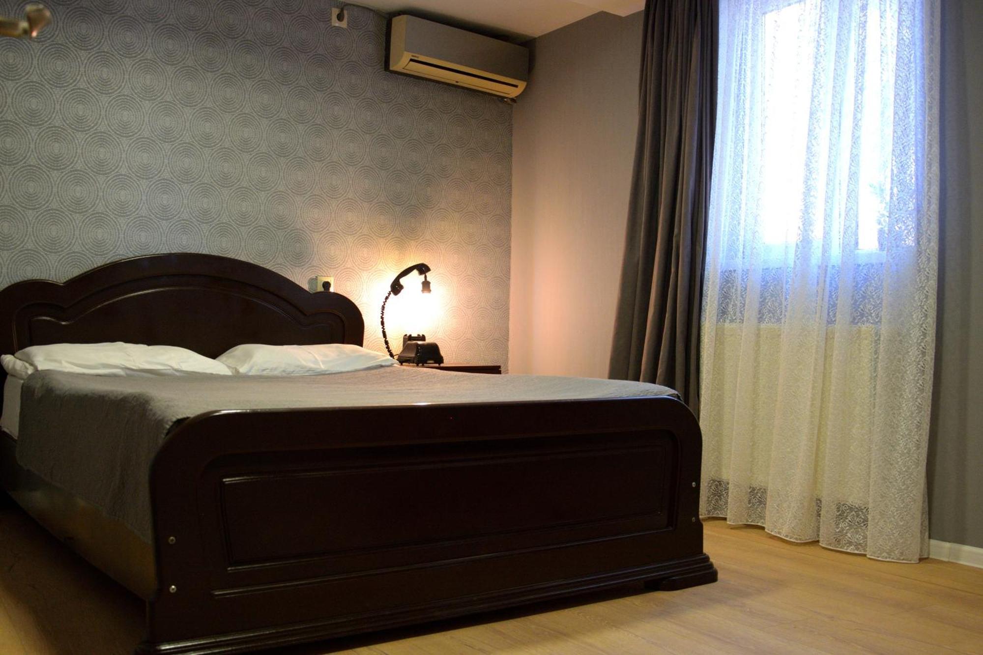Nikas Apartment Tbilisi Bagian luar foto