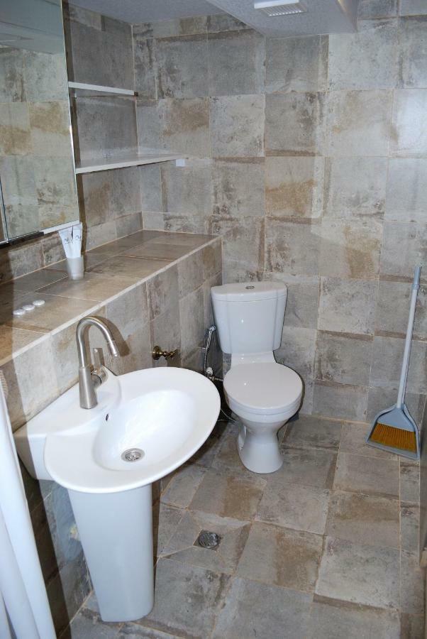 Nikas Apartment Tbilisi Bagian luar foto